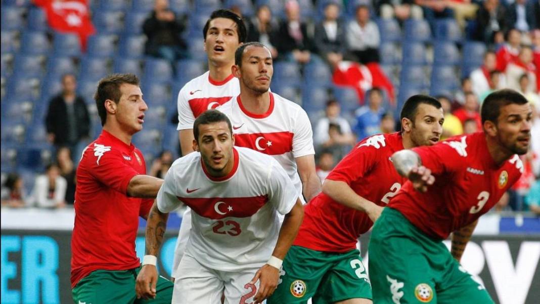 Heyecan dorukta! Bulgaristan-Türkiye maçı için geri sayım başladı: Tarih, saat ve yayın kanalı belli oldu! 6